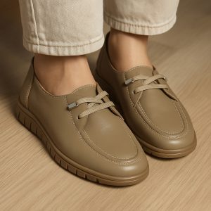Chaussure orthopédique souple à lacets